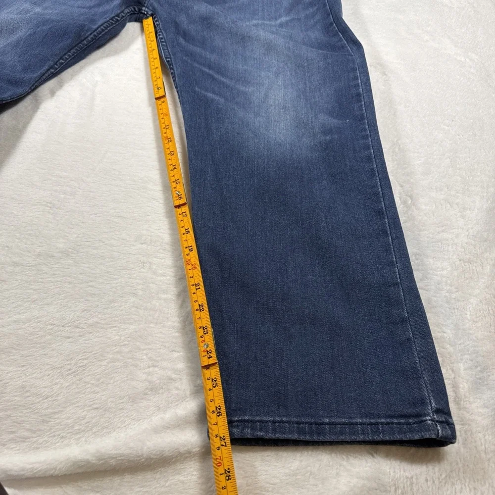 Levi's 502 Men's Jeans 46x32 Regular Taper Stretch Medium Wash‎ Made in Egypt